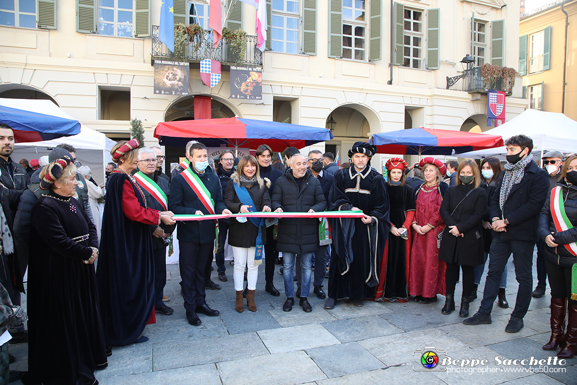 VBS_5794 - 10.ma Fiera Nazionale del Tartufo e Fiera dei Santi.jpg